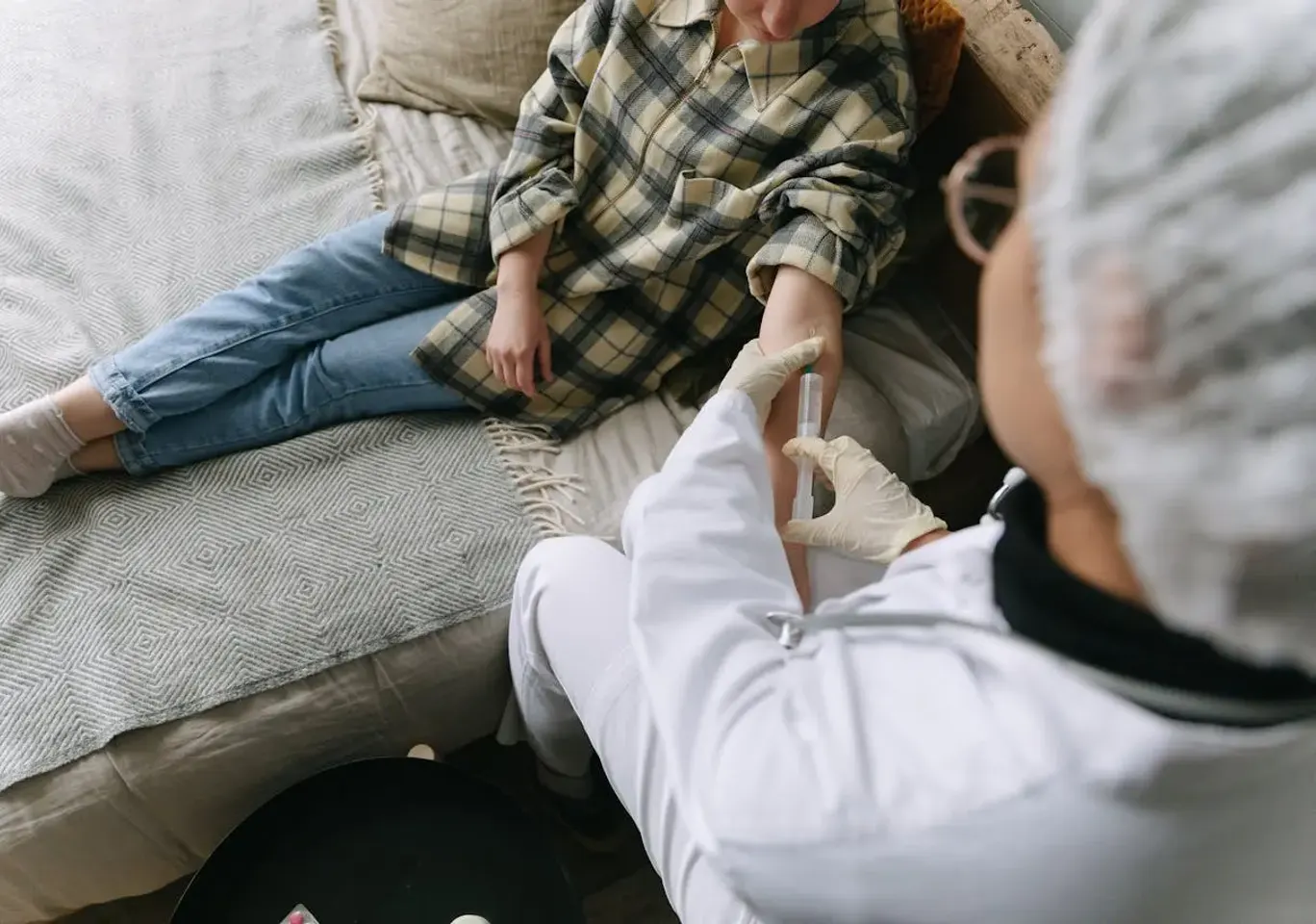 Terapia uzależnień Tarnobrzeg: rozmowa terapeutyczna na kanapie